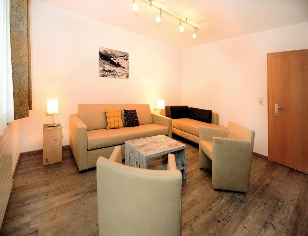 Appartements Zwoelferkogelblick Saalbach-Hinterglemm Buitenkant foto